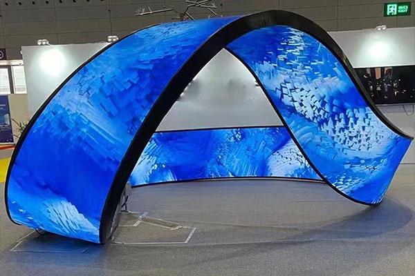 Evolution and Advantages of Flexible LED Screens