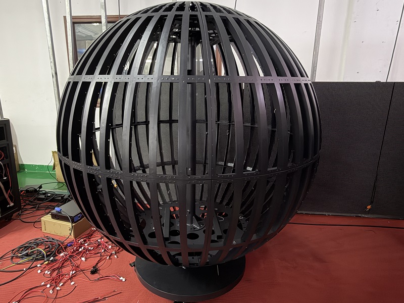 What Is Inside a Spherical LED Display.j